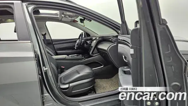 Hyundai Tucson Hybrid 2021 — Photo 13/20