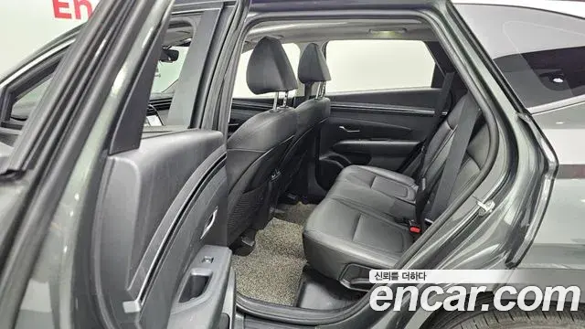 Hyundai Tucson Hybrid 2021 — Photo 17/20
