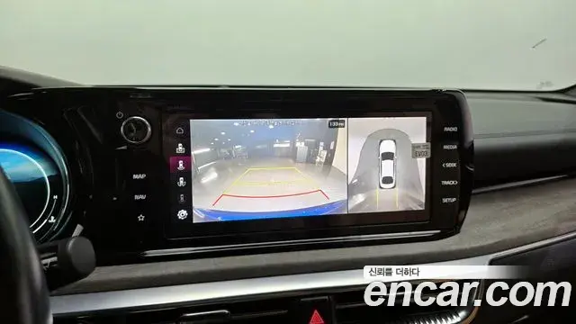 Kia K5 2020 — ფოტო 2/20