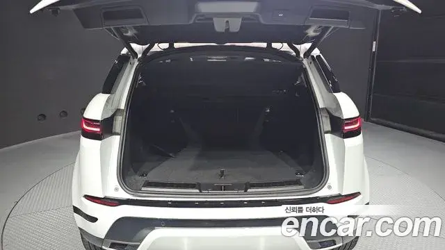 Land Rover Range Rover Evoque 2024 — ფოტო 3/20