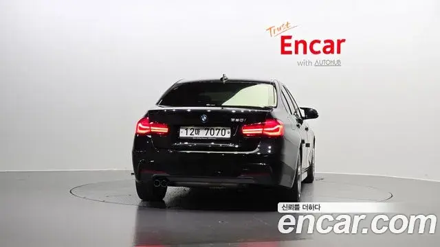 BMW 3 Series 2018 — Şəkil 3/20
