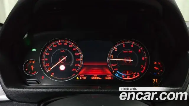 BMW 3 Series 2018 — Şəkil 8/20