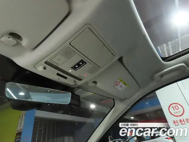 Land Rover Discovery Sport 2020 — Photo 11/20