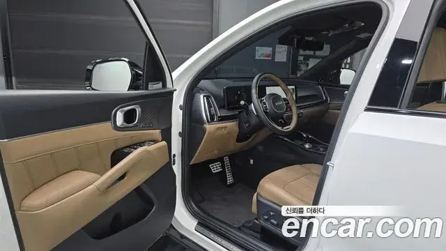 Kia Sorento 2023 — Фото 9/20