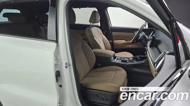 Kia Sorento 2023 — Фото 12/20