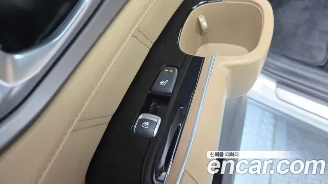 Kia Sorento 2023 — Фото 19/20