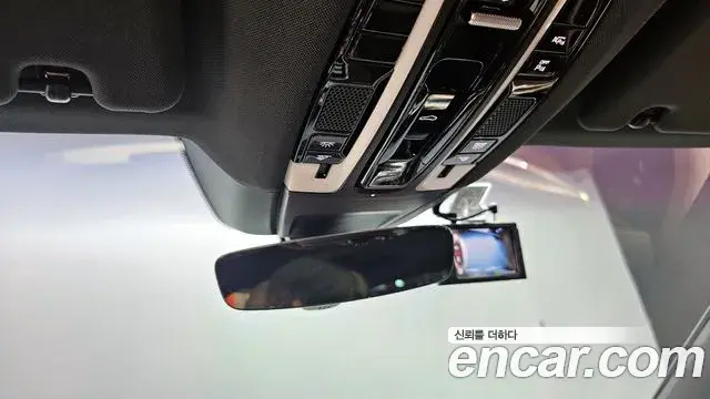 Porsche Panamera 2020 — ფოტო 12/20