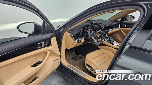 Porsche Panamera 2018 — ფოტო 9/20