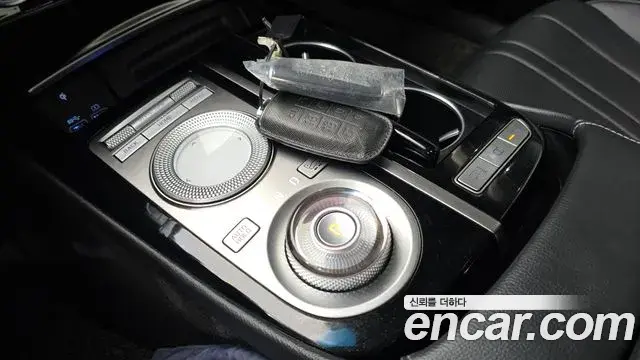 Genesis G80 2020 — Şəkil 11/20