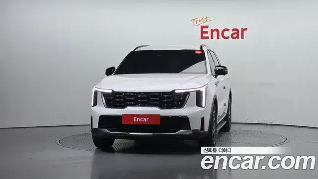 Kia Sorento 2023 — ფოტო 16/20