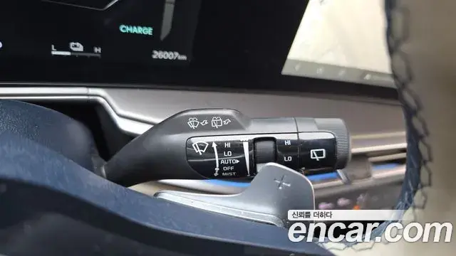 Kia Sorento 2023 — ფოტო 9/20