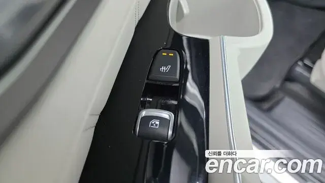 Kia Sorento 2023 — ფოტო 7/20