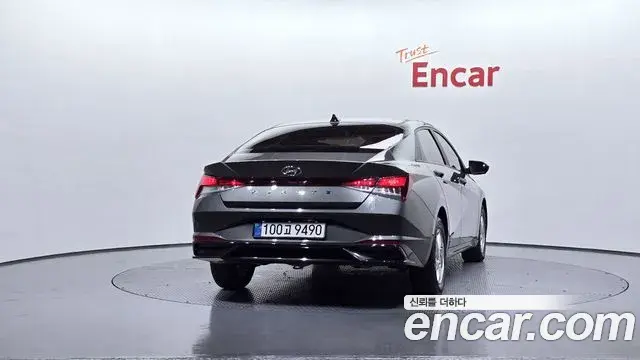 Hyundai The New Avante Hybrid 2021 — ფოტო 19/20