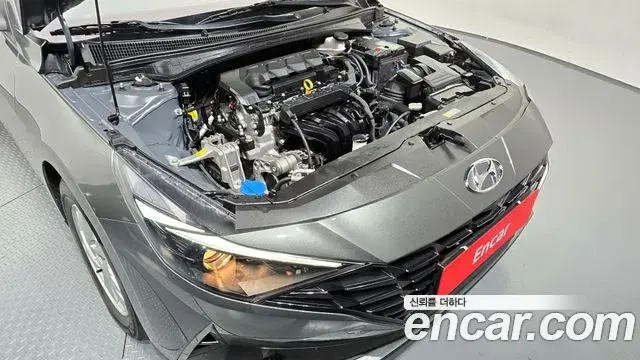 Hyundai The New Avante Hybrid 2021 — ფოტო 18/20