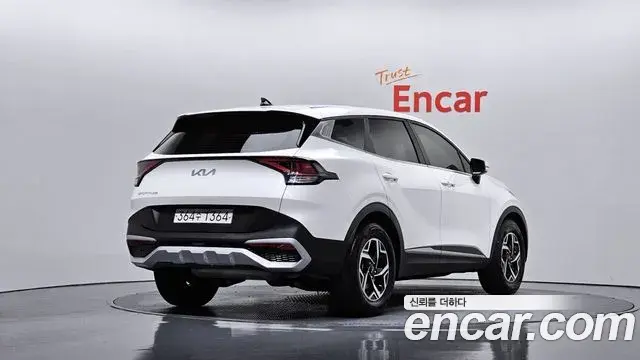 Kia Sportage 2022 — Photo 8/20