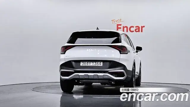 Kia Sportage 2022 — Photo 2/20