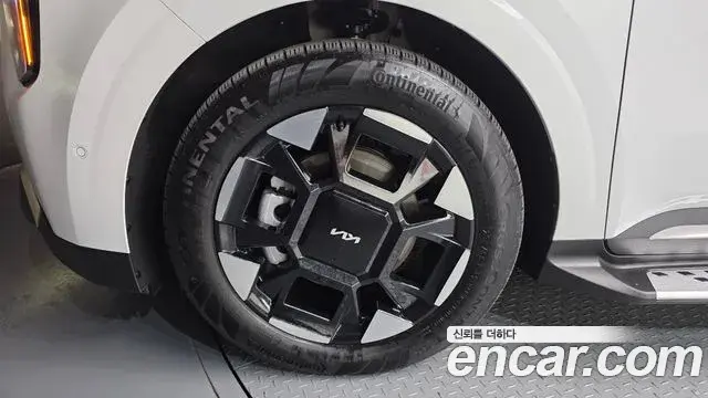 Kia Carnival 2024 — Şəkil 5/20