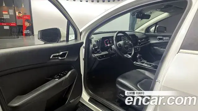 Kia Sportage 2021 — Фото 10/20