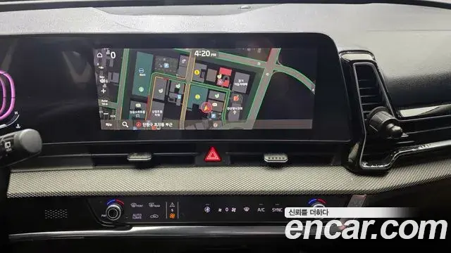Kia Sportage 2021 — Фото 19/20