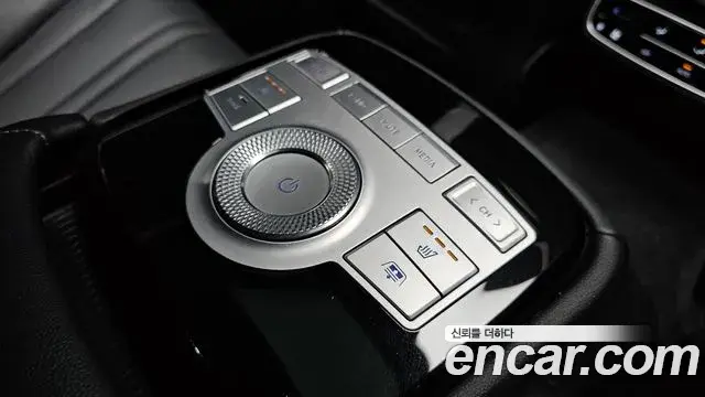 Genesis G80 2022 — Photo 15/20