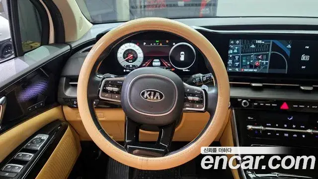 Kia Carnival 2020 — Фото 13/20