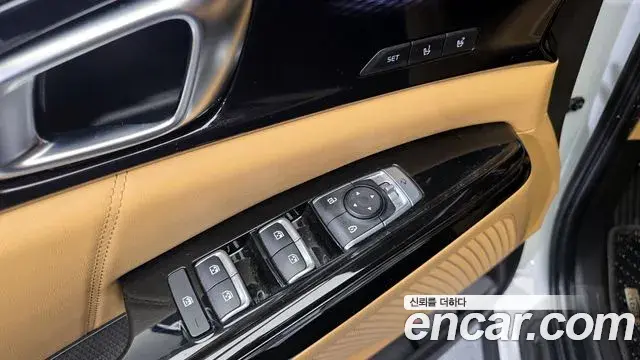 Kia Carnival 2020 — Фото 14/20