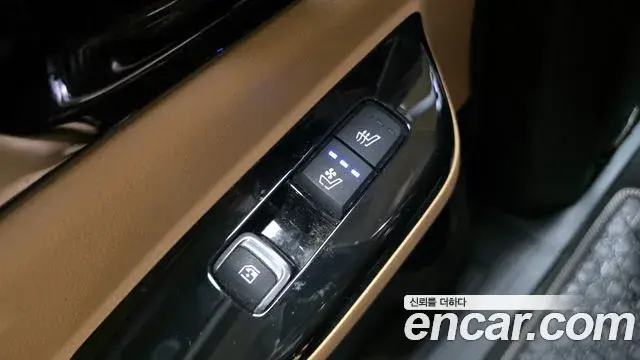 Kia Carnival 2020 — Фото 17/20