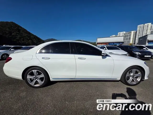 Mercedes-Benz E-Class 2018 — Şəkil 3/20