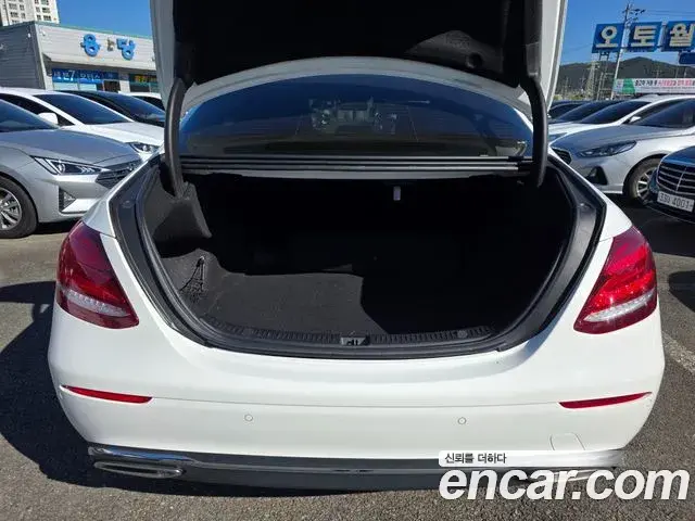 Mercedes-Benz E-Class 2018 — Şəkil 4/20