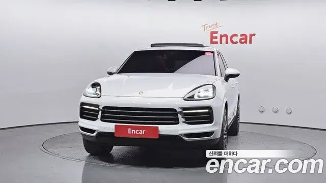 Porsche Cayenne 2020 — Фото 3/20