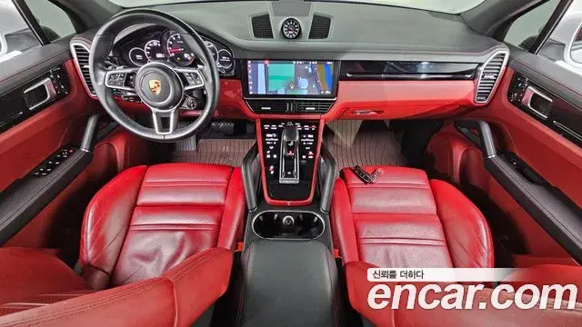 Porsche Cayenne 2020 — Фото 7/20
