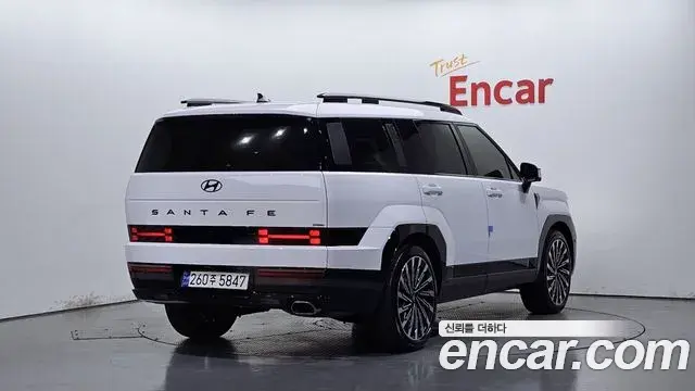 Hyundai Santa Fe 2023 — Şəkil 8/20