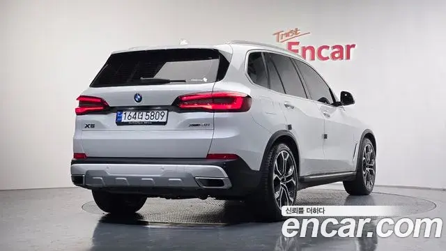 BMW X5 2023 — Photo 19/20