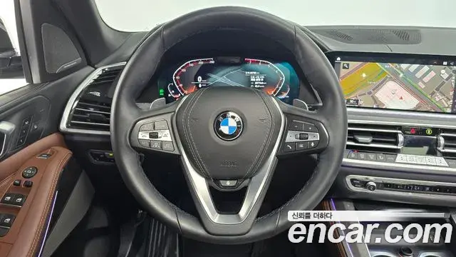 BMW X5 2023 — Photo 12/20