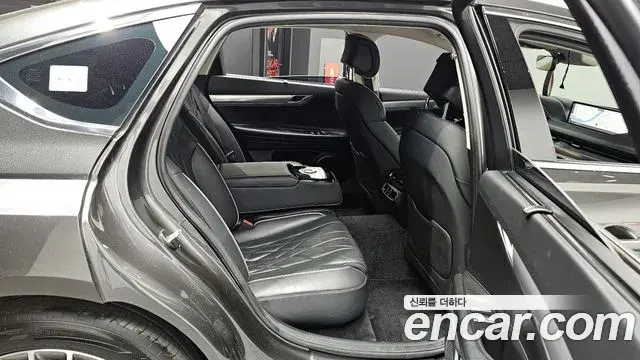 Genesis G80 2021 — Şəkil 19/20