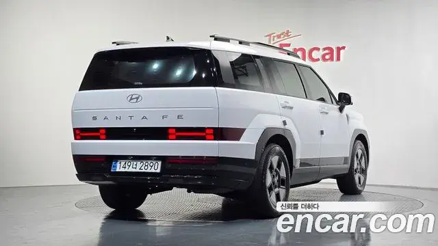Hyundai Santa Fe 2023 — Photo 10/20