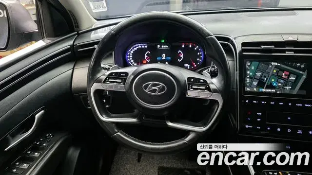 Hyundai The New Tucson 2022 — Фото 13/20