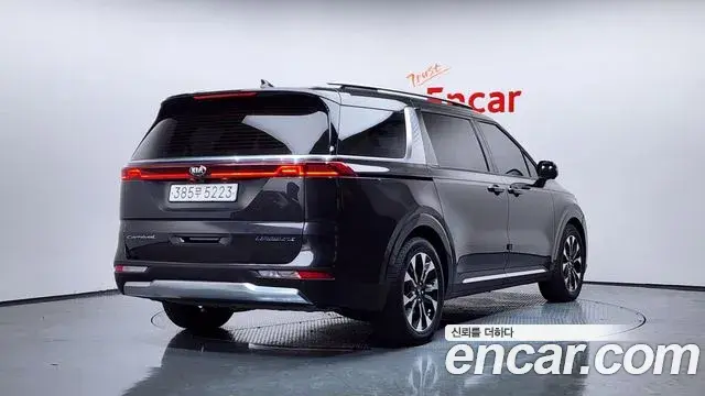 Kia Carnival 2020 — Фото 2/20