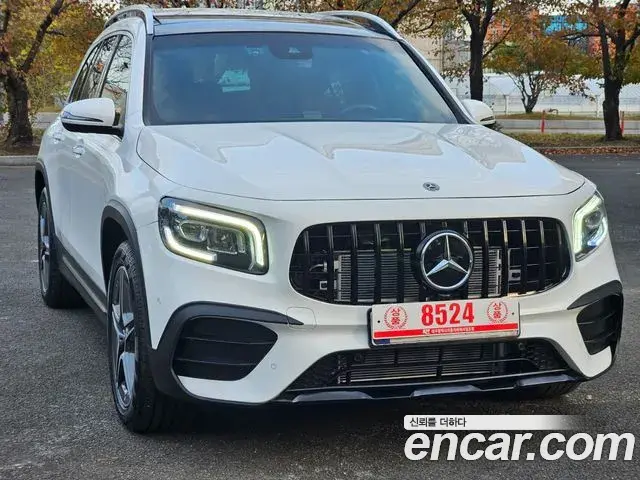 Mercedes-Benz GLB-Class 2020 — Şəkil 9/20