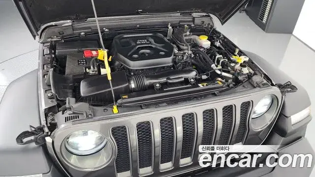Jeep Wrangler 2022 — Фото 6/20