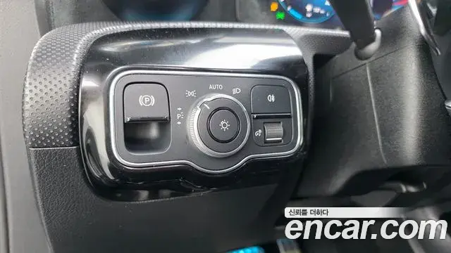 Mercedes-Benz A-Class 2022 — Фото 14/20