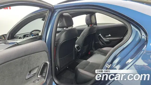 Mercedes-Benz A-Class 2022 — Фото 18/20
