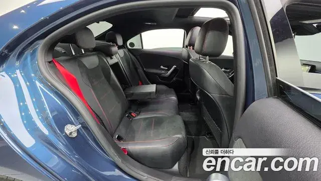 Mercedes-Benz A-Class 2022 — Фото 19/20