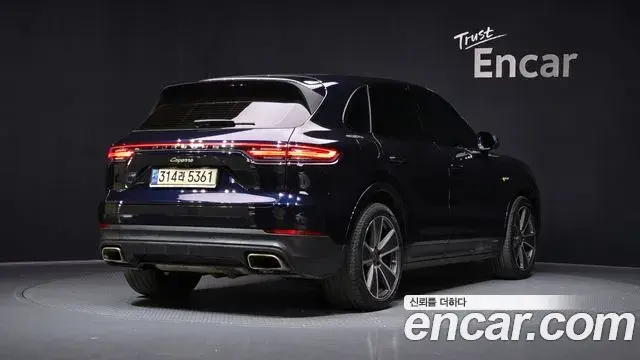 Porsche Cayenne 2020 — Şəkil 10/20