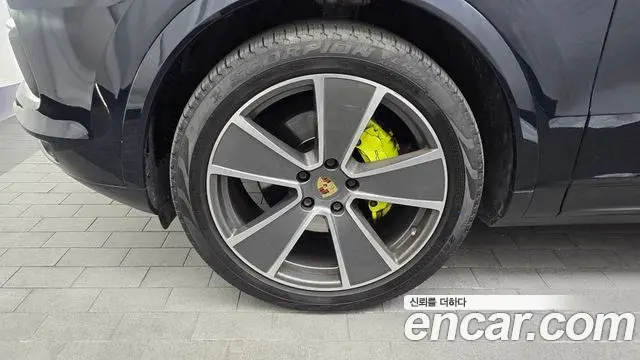 Porsche Cayenne 2020 — Şəkil 15/20