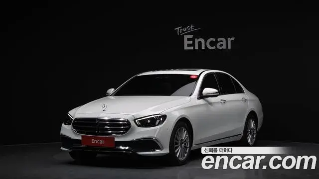 Mercedes-Benz E-Class 2022 — Şəkil 13/20