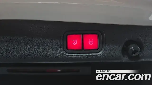 Mercedes-Benz E-Class 2022 — Şəkil 10/20