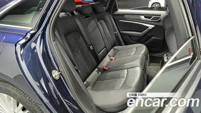 Audi A6 2020 — Фото 12/20