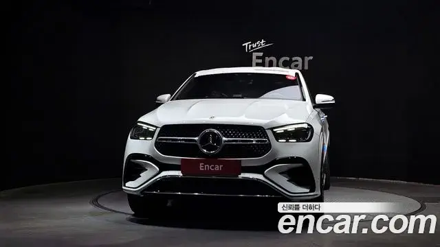 Mercedes-Benz GLE-Class 2025 — Şəkil 10/20