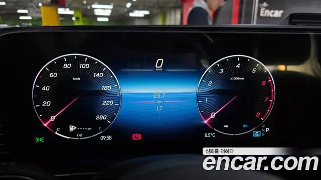 Mercedes-Benz GLE-Class 2025 — Şəkil 3/20